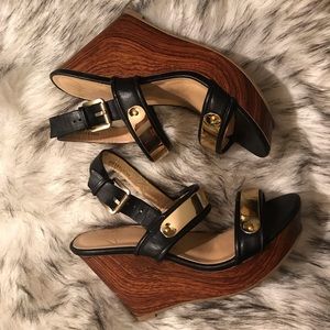 SOLD Report Signature Elayna Wedge